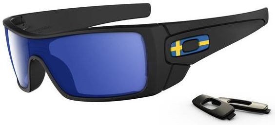 Batwolf in Matte Black (Sweden Flag) / Ice Iridium