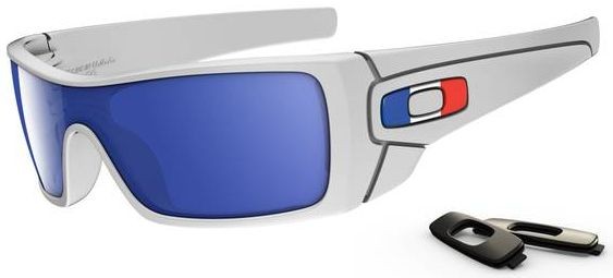 Batwolf in Polished White (France Flag) / Ice Iridium