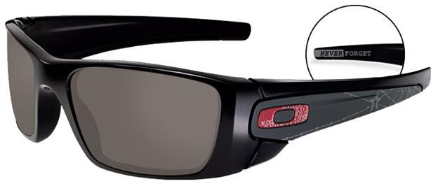 Fuel Cell in Polished Black / Warm Grey