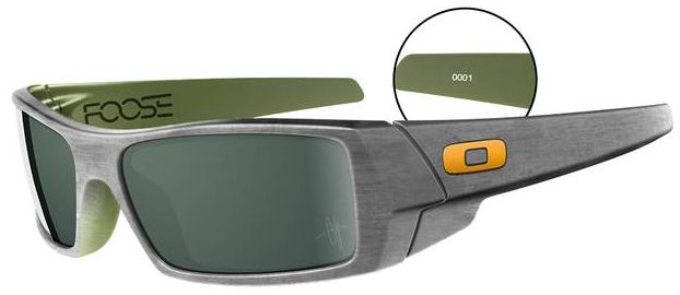 Gascan in Brushed Aluminum Limited / Dark Grey