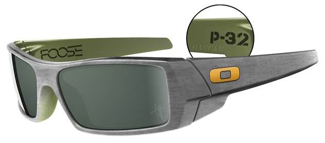 Gascan in Brushed Aluminum / Dark Grey