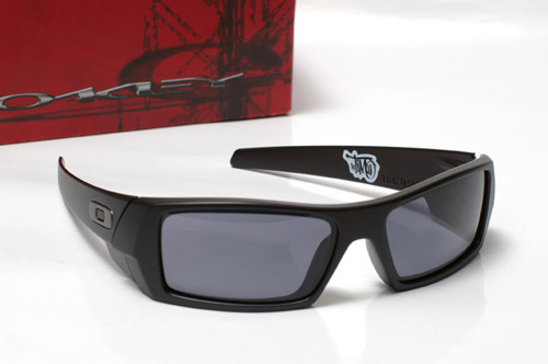 Gascan in Matte Black / Grey