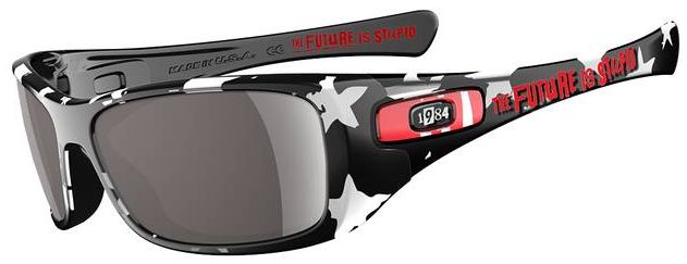 Hijinx in Kazu Kokubo Signature / Prizm Snow Black Iridium
