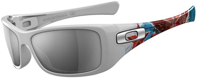 Hijinx in Polished White / Black Iridium Polarized