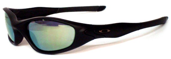 Minute 2.0 in Matte Black / Emerald Iridium