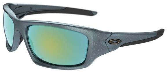 New Valve in Dark Grey / Emerald Iridium Polarized