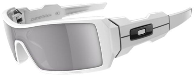 Oil Rig in Polished White / Grey