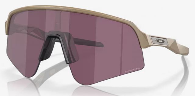 Sutro Lite Sweep in Matte Terrain Tan / Prizm Road Black
