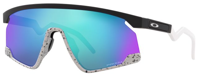 BXTR in Matte Black-Cool Grey / Prizm Sapphire Iridium