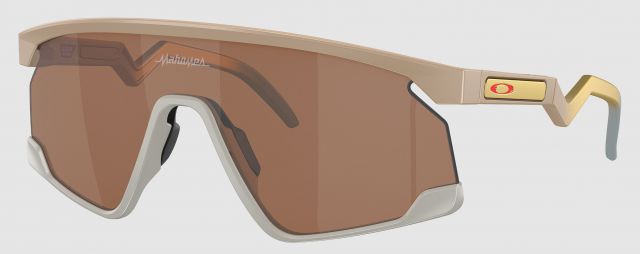BXTR in Matte Terrain Tan / Prizm Tungsten