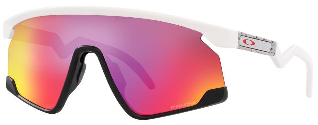 BXTR in Matte White-Matte Black / Prizm Road