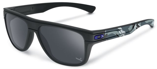 Breadbox in Carbon / Black Iridium