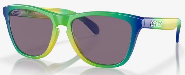 Collectors Frogskins in Brazil Fade / Prizm Grey