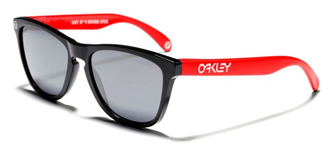Collectors Frogskins 4-Legged in Black - Red / Grey