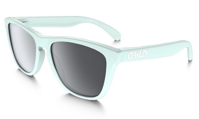 Collectors Frogskins in Blue Milkshake / n/a