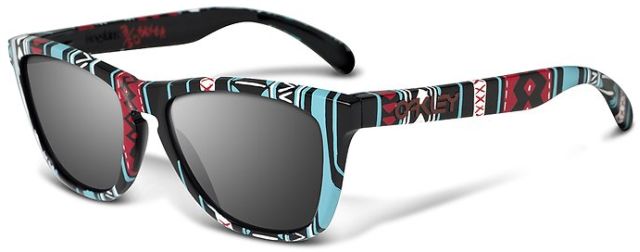 Petterson Frogskins in 03/50 - Black / Red / Blue Pattern / Black Iridium