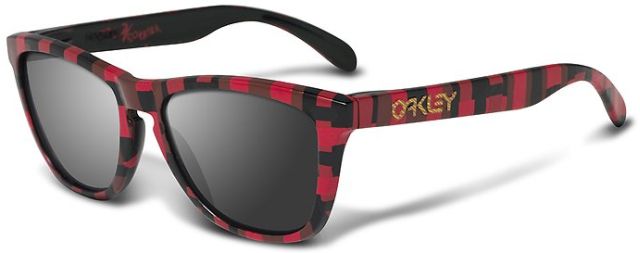 Petterson Frogskins in 02/50 - Black / Red Mosaic / Black Iridium