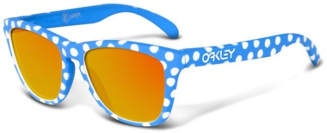 Petterson Frogskins in 05/50 - Blue / White Spots / Fire Iridium