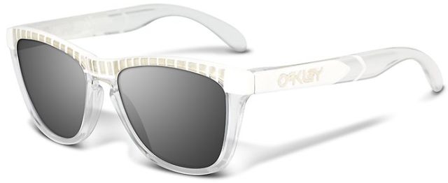 Petterson Frogskins in 24/50 - Clear / White / Black Iridium