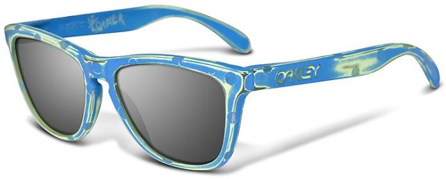 Petterson Frogskins in 12/50 - Metallic Blue Spots / Black Iridium