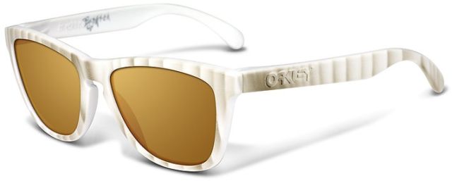 Petterson Frogskins in 30/50 - White w/ Tan Fade / Gold Iridium