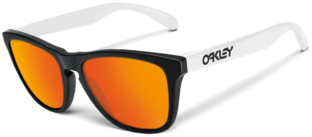 Collectors Frogskins in Polished Black/White / Fire Iridium