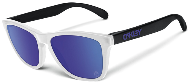 Collectors Frogskins in Matte Clear/Black / Violet Iridium