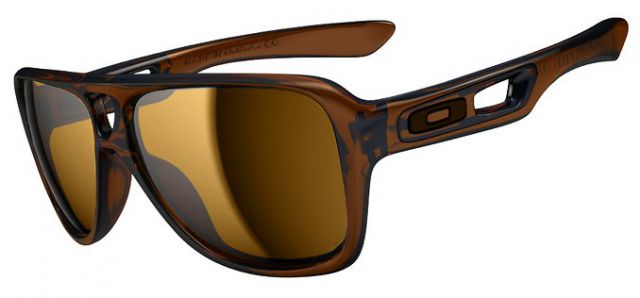 Dispatch II in Dark Amber / Dark Bronze