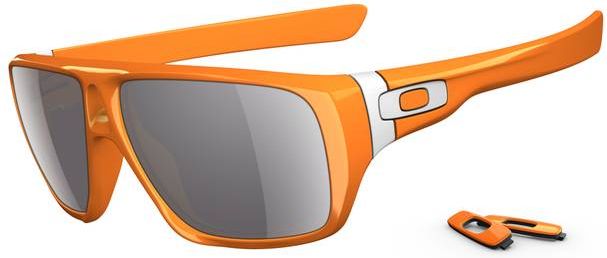 Dispatch in Clementine / Grey