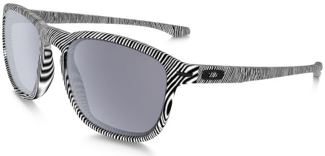 Enduro in Fingerprint Polished White / Grey
