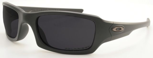 Fives 3.0 in Matte Black / Grey Polarized