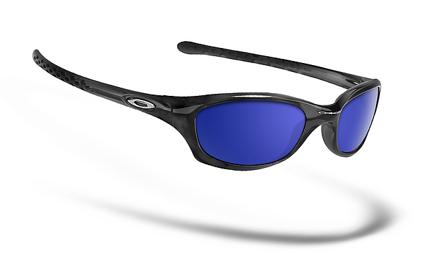 Fives 2.0 in Polished Black / Ice Iridium