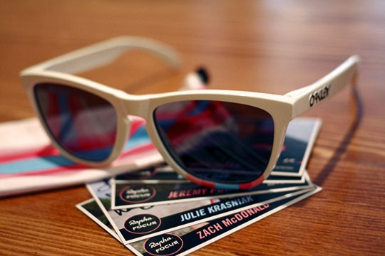 Collectors Frogskins in Polished White (Vented) / Black Iridium