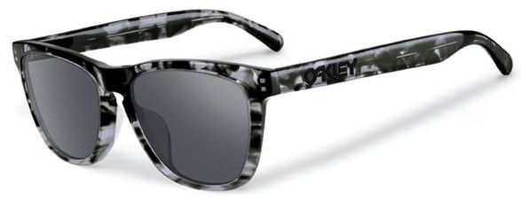 Frogskins LX in Dark Grey Tortoise / Black Iridium