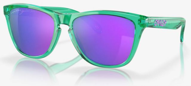 Collectors Frogskins in Transparent Celeste / Prizm Violet
