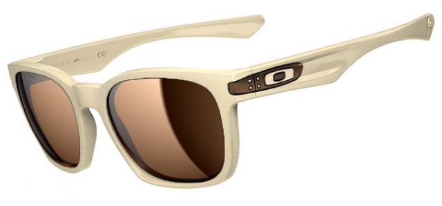 Garage Rock in Cream / Dark Bronze