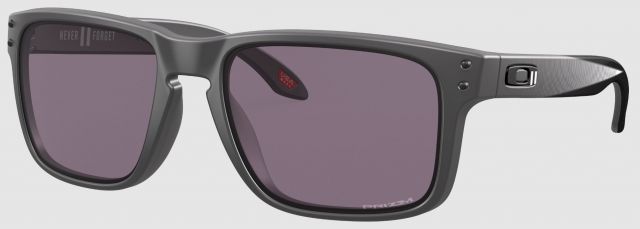 Holbrook in 911 Memorial / Prizm Grey