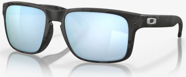 Holbrook in Matte Black Camo / Prizm Deep Water Polarized