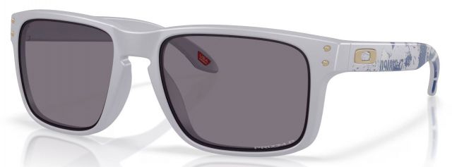 Holbrook in Matte Fog / Prizm Grey Polarized