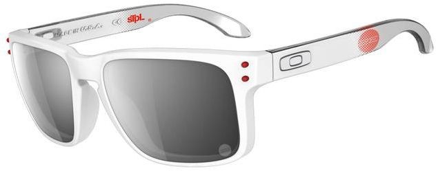 Holbrook in Polished White / Chrome Iridium