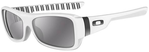 Montefrio (Square O) in White w/Pinstripes / Grey