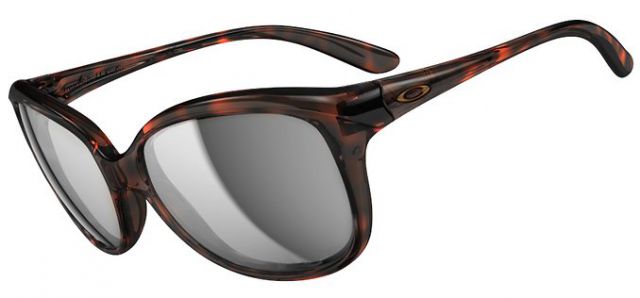 Pampered in Tortoise / Grey