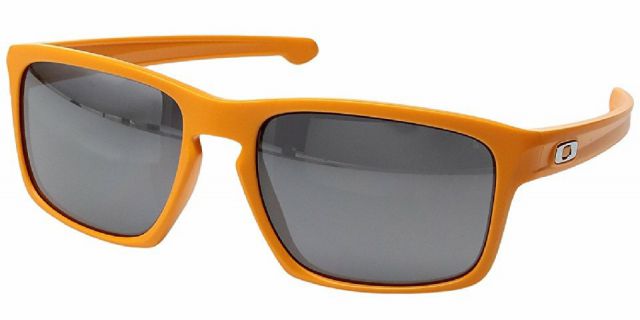 Sliver in Matte Atomic Orange / Black Iridium