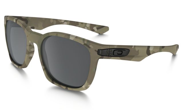 Garage Rock in Multicam / Black Iridium