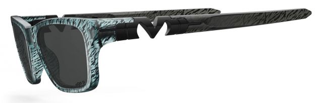 Business in Matte Ozone Tigerbolt / Smoke / Gray Polarized m9m p