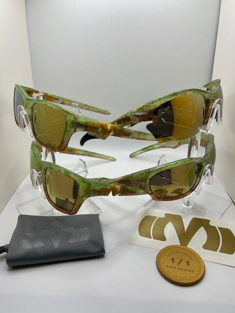 Zach Christensen M-Experiment in Jackson Goldstone - Gigawatt / Gold Plasmachromatic Polarized m9m