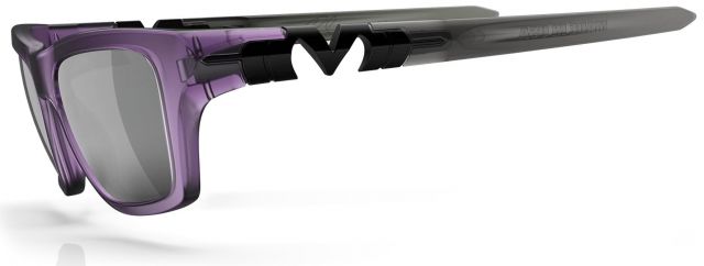 Pleasure in Matte Amethyst / Smoke / Obsidian Plasmachromatic