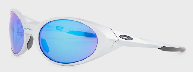 Eye Jacket Redux in Kith X Silver / Prizm Sapphire Iridium