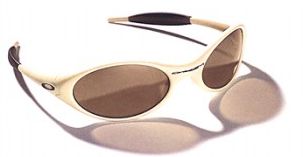 Eye Jacket in Ivory/Straight / Gold Iridium