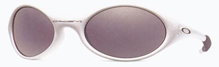 Eye Jacket in Pearl / Black Iridium